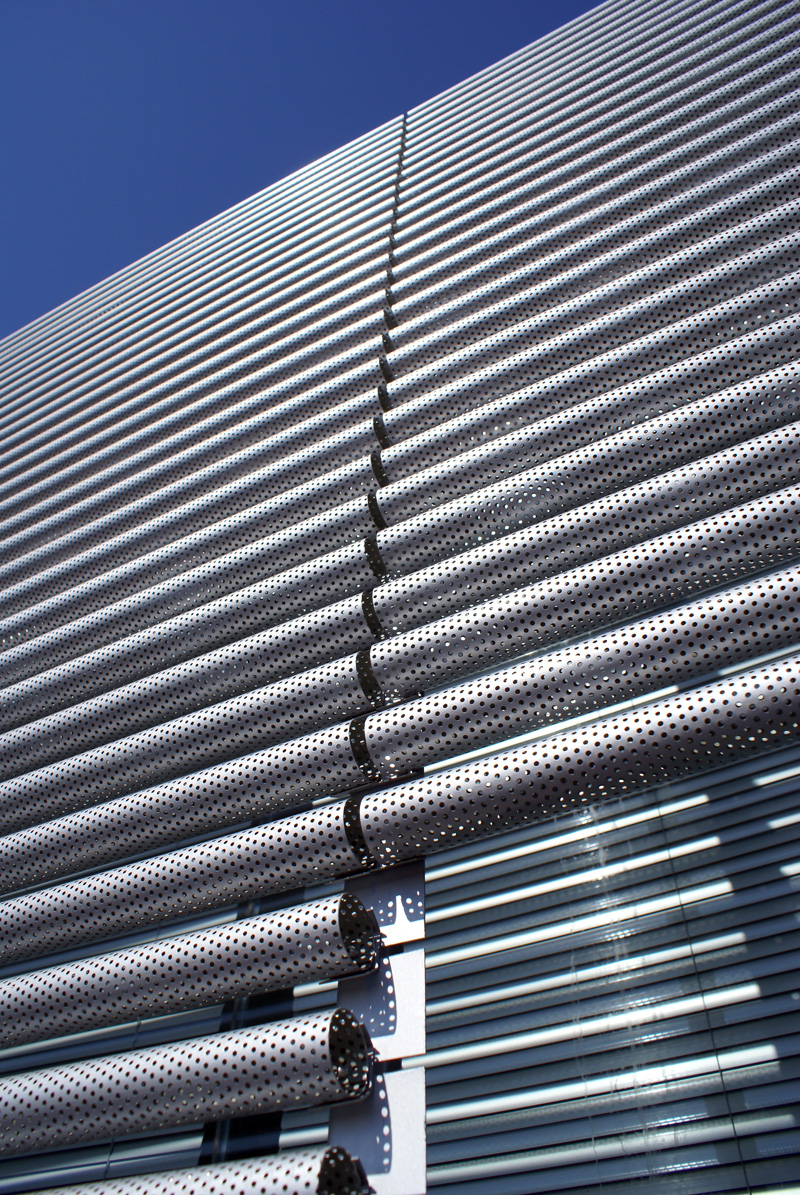 Brise_Tubrise_HunterDouglas 3.jpg